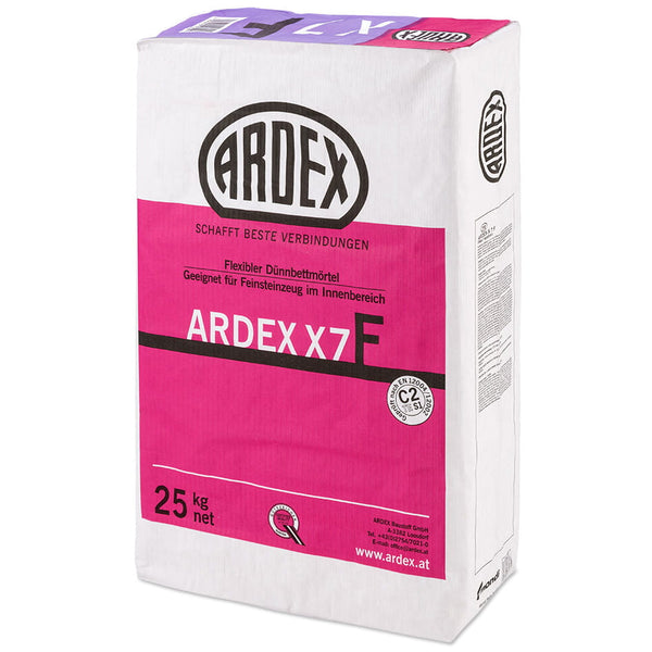 Az ARDEX X7F egy cementbázisú, flexibilis vékonyágyas habarcs, mely teljesíti a DIN EN 12004 szerinti C2 követelményeket.